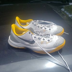 Kobe Bryant Nike Zoom tennis shoes